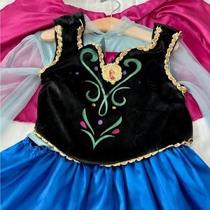 Anna costume